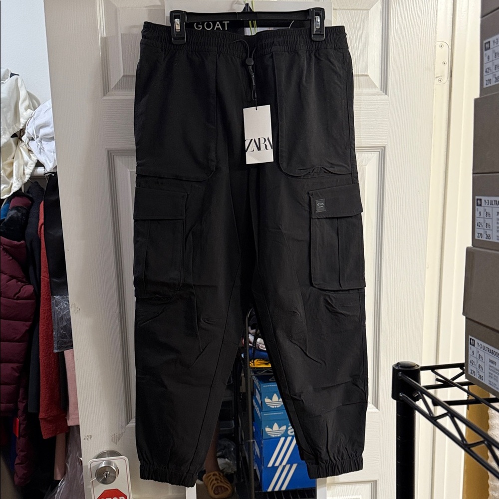 Zara Men's Dark Cargo Pants